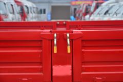 中国重汽 豪曼H3 116马力 4.2米单排栏板轻卡(1058冲焊桥)(ZZ1048D17EB1)