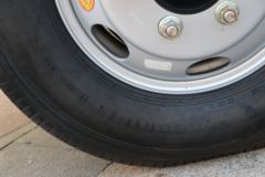 凯马 凯捷M3 经典版 130马力 4.16米单排栏板轻卡(国六)(全柴)(KMC1042A336DP6)