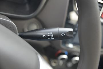  M1  1.6L 122  2.55˫΢(BJ1031V4AV4-53)ͼƬ