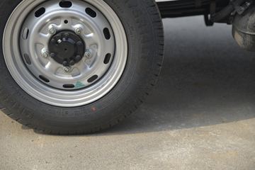  M1  1.6L 122  2.55˫΢(BJ1031V4AV4-53)ͼƬ