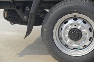  M1  1.6L 122  2.55˫΢(BJ1031V4AV4-53)ͼƬ