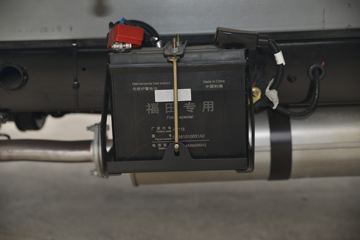  M2 1.6L 122  3.3Ű΢(BJ1032V5PV5-01)ͼƬ