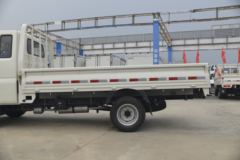 福田 祥菱M2 1.6L 122马力 汽油 3.3米排半栏板微卡(BJ1032V5PV5-01)