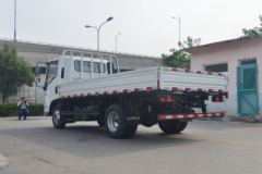 跃进 超越C300-33 125马力 4.2米单排栏板轻卡(SH1042ZFDDWZ4)