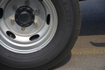 Ծ�� ��ԽC300-33 125���� 4.2�׵��������Ῠ(SH1042ZFDDWZ4)ͼƬ