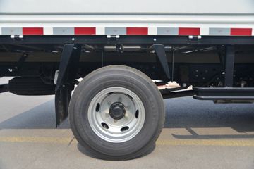 Ծ�� ��ԽC300-33 125���� 4.2�׵��������Ῠ(SH1042ZFDDWZ4)ͼƬ