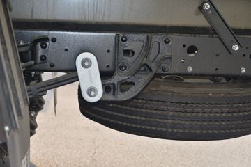 Ծ�� ��ԽC300-33 125���� 4.2�׵��������Ῠ(SH1042ZFDDWZ4)ͼƬ