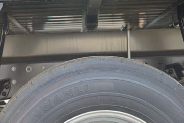 Ծ�� ��ԽC300-33 125���� 4.2�׵��������Ῠ(SH1042ZFDDWZ4)ͼƬ