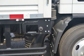 Ծ�� ��ԽC300-33 125���� 4.2�׵��������Ῠ(SH1042ZFDDWZ4)ͼƬ