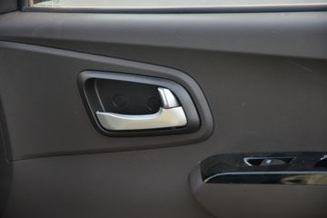 ���� ����M1 ����֮�� 1.5L 116���� ���� 3.3�׵�����������ʽ΢��(����)(BJ5031XYK5JV4-51)ͼƬ