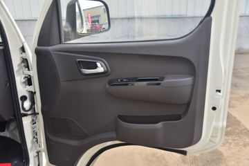 ���� ����M1 ����֮�� 1.5L 116���� ���� 3.3�׵�����������ʽ΢��(����)(BJ5031XYK5JV4-51)ͼƬ