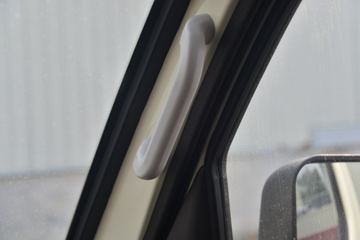 ���� ����M1 ����֮�� 1.5L 116���� ���� 3.3�׵�����������ʽ΢��(����)(BJ5031XYK5JV4-51)ͼƬ