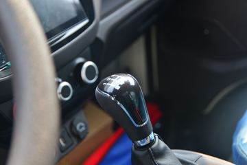 ���� ����M1 ����֮�� 1.5L 116���� ���� 3.3�׵�����������ʽ΢��(����)(BJ5031XYK5JV4-51)ͼƬ