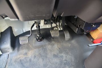 ���� ����M1 ����֮�� 1.5L 116���� ���� 3.3�׵�����������ʽ΢��(����)(BJ5031XYK5JV4-51)ͼƬ