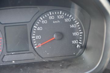 ���� ����M1 ����֮�� 1.5L 116���� ���� 3.3�׵�����������ʽ΢��(����)(BJ5031XYK5JV4-51)ͼƬ