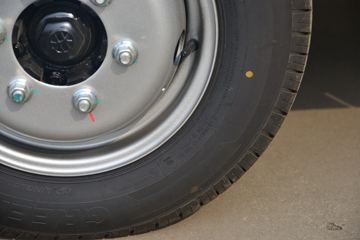 ���� ����M1 ����֮�� 1.5L 116���� ���� 3.3�׵�����������ʽ΢��(����)(BJ5031XYK5JV4-51)ͼƬ