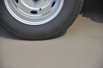 ���� ����M1 ����֮�� 1.5L 116���� ���� 3.3�׵�����������ʽ΢��(����)(BJ5031XYK5JV4-51)ͼƬ