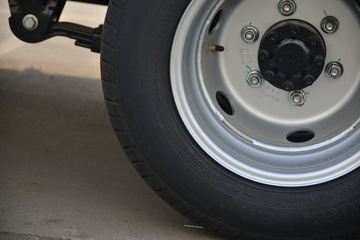 ���� ����M1 ����֮�� 1.5L 116���� ���� 3.3�׵�����������ʽ΢��(����)(BJ5031XYK5JV4-51)ͼƬ