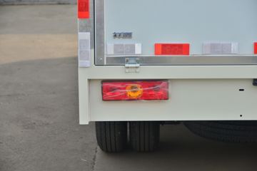 ���� ����M1 ����֮�� 1.5L 116���� ���� 3.3�׵�����������ʽ΢��(����)(BJ5031XYK5JV4-51)ͼƬ