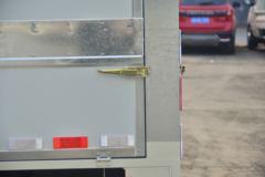 福田 祥菱M1 物流之星 1.5L 116马力 汽油 3.3米单排翼开启厢式微卡(国六)(BJ5031XYK5JV4-51)