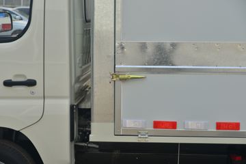 ���� ����M1 ����֮�� 1.5L 116���� ���� 3.3�׵�����������ʽ΢��(����)(BJ5031XYK5JV4-51)ͼƬ