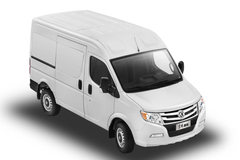 东风股份 御风V9 2020款 110马力 经济型 短轴中顶 3座 2.3T厢式运输车