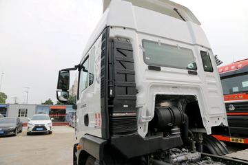 �й����� �ǵ¿�SITRAK G5�ؿ� 270���� 4X2 9.92����ʽ�ػ���ͼƬ