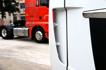 �й����� �ǵ¿�SITRAK G5�ؿ� 270���� 4X2 9.92����ʽ�ػ���ͼƬ