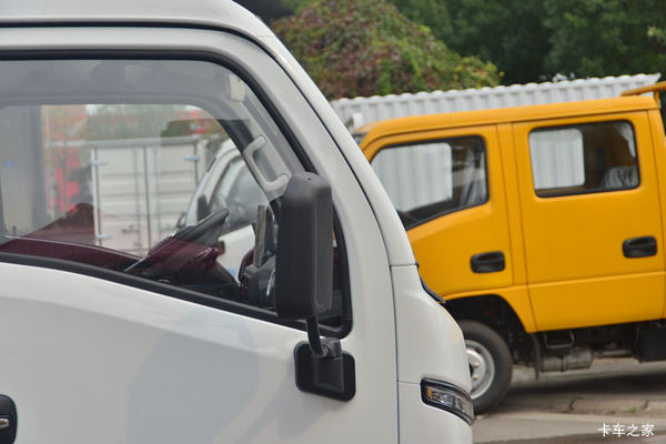 上汽跃进常州苏顺店S80国五直降0.4万元