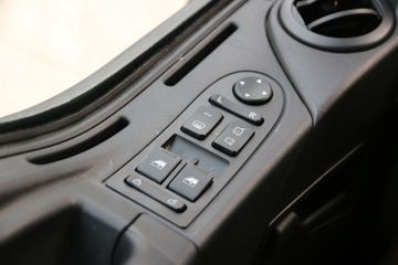 �й����� �ǵ¿�SITRAK G5�ؿ� 270���� 4X2 9.92����ʽ�ػ���ͼƬ