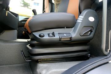 �й����� �ǵ¿�SITRAK G5�ؿ� 270���� 4X2 9.92����ʽ�ػ���ͼƬ