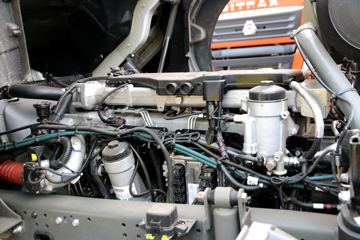 �й����� �ǵ¿�SITRAK G5�ؿ� 270���� 4X2 9.92����ʽ�ػ���ͼƬ