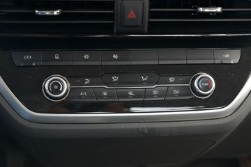 Ծ�� ����H500 150���� 4.2��AMT�Զ������������Ῠ(����)(SH1043ZFDCWZ2)ͼƬ