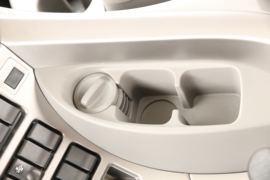 东风畅行 牵引车驾驶室                                               图片