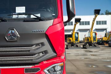 �й����� ���N5W�п� 220���� 4X2 6.75�ײ�դʽ�ػ���(ZZ5185CCYK5113E1H)ͼƬ