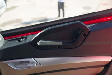 �й����� ���N5W�п� 220���� 4X2 6.75�ײ�դʽ�ػ���(ZZ5185CCYK5113E1H)ͼƬ