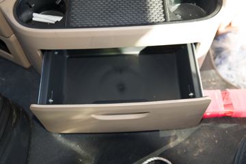 �й����� ���N5W�п� 220���� 4X2 6.75�ײ�դʽ�ػ���(ZZ5185CCYK5113E1H)ͼƬ