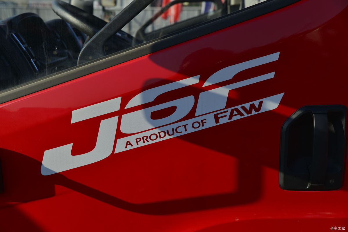  J6F 130 4.2׵Ῠ(CA1040P40K61L2E5A84)                                                