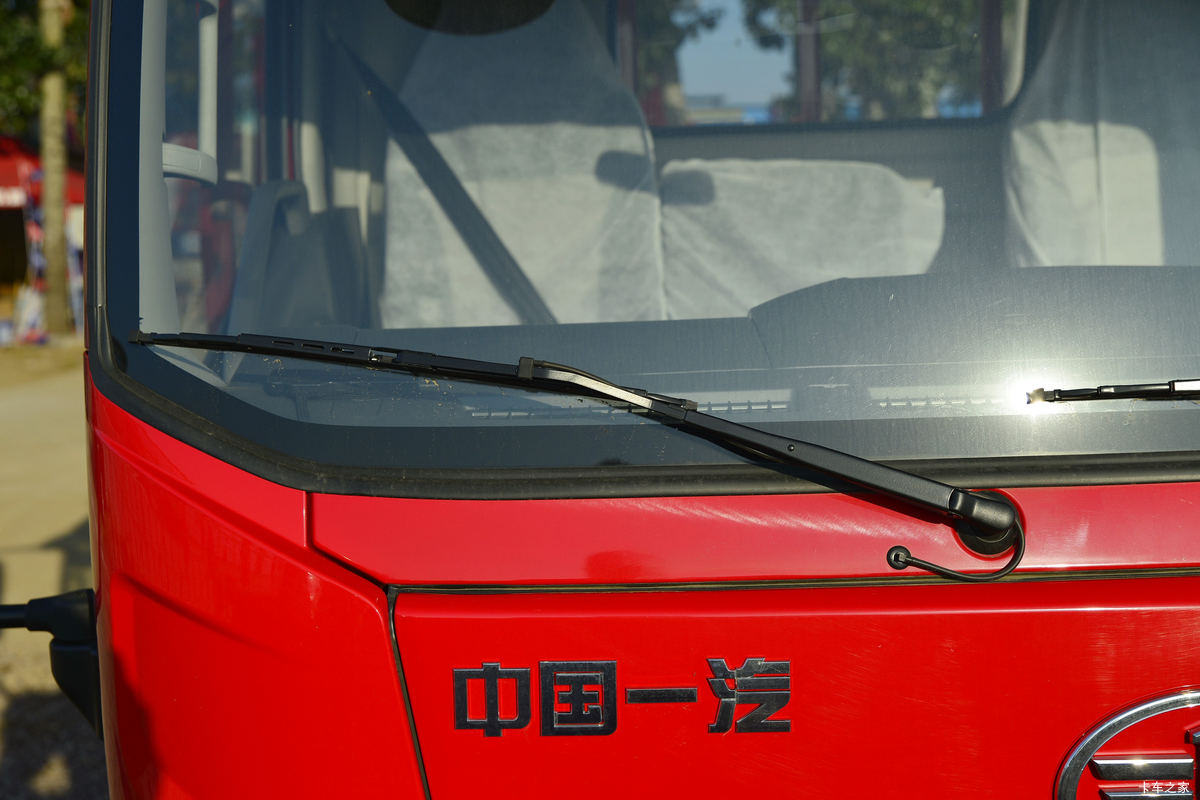  J6F 130 4.2׵Ῠ(CA1040P40K61L2E5A84)                                                