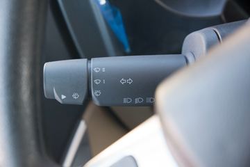 �й����� ���N5W�п� 220���� 4X2 6.75�ײ�դʽ�ػ���(ZZ5185CCYK5113E1H)ͼƬ