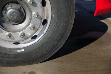 �й����� ���N5W�п� 220���� 4X2 6.75�ײ�դʽ�ػ���(ZZ5185CCYK5113E1H)ͼƬ