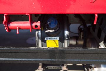 �й����� ���N5W�п� 220���� 4X2 6.75�ײ�դʽ�ػ���(ZZ5185CCYK5113E1H)ͼƬ