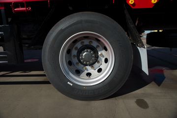 �й����� ���N5W�п� 220���� 4X2 6.75�ײ�դʽ�ػ���(ZZ5185CCYK5113E1H)ͼƬ