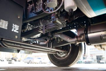 �й����� ���N5W�п� 220���� 4X2 6.75�ײ�դʽ�ػ���(ZZ5185CCYK5113E1H)ͼƬ