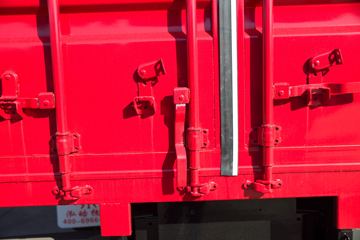 �й����� ���N5W�п� 220���� 4X2 6.75�ײ�դʽ�ػ���(ZZ5185CCYK5113E1H)ͼƬ