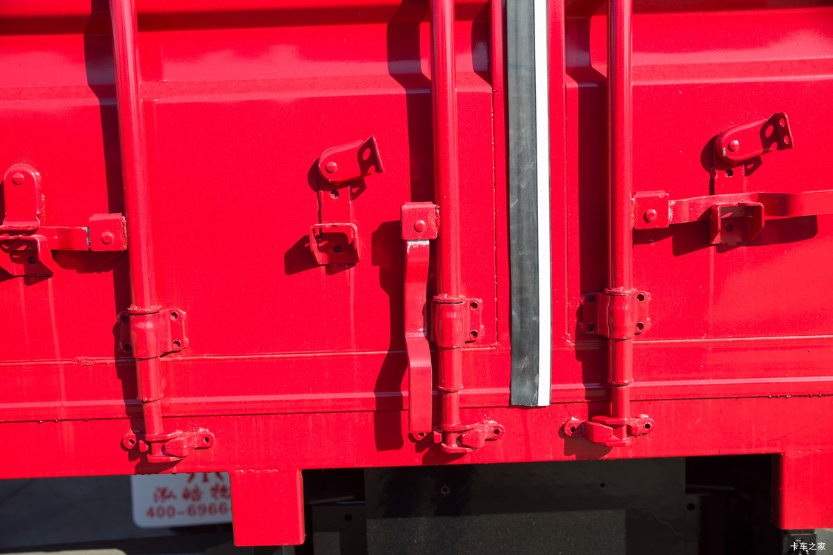 �й����� ���N5W�п� 220���� 4X2 6.75�ײ�դʽ�ػ�����װ                                                