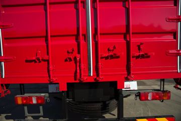 �й����� ���N5W�п� 220���� 4X2 6.75�ײ�դʽ�ػ���(ZZ5185CCYK5113E1H)ͼƬ