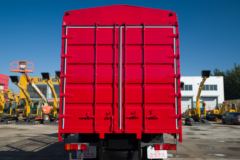 中国重汽 豪瀚N5W中卡 220马力 4X2 6.75米仓栅式载货车(ZZ5185CCYK5113E1H)