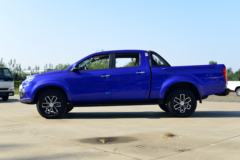 江铃 域虎7 2020款 2.0T柴油 142马力 自动 两驱 双排皮卡 江铃 域虎7 2020款 2.0T柴油 142马力 自动 两驱 双排皮卡