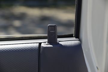 ���� ˳��խ�� 116���� 4X2 4.145����س�(JMT5040XBWXG2)ͼƬ